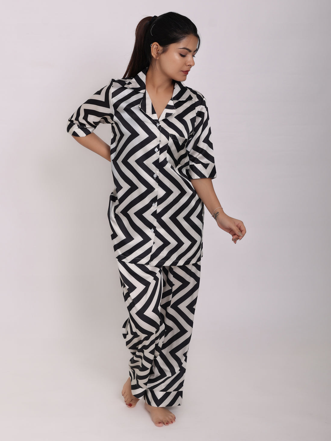 Black And White Wide Chevron Satin Night Suit