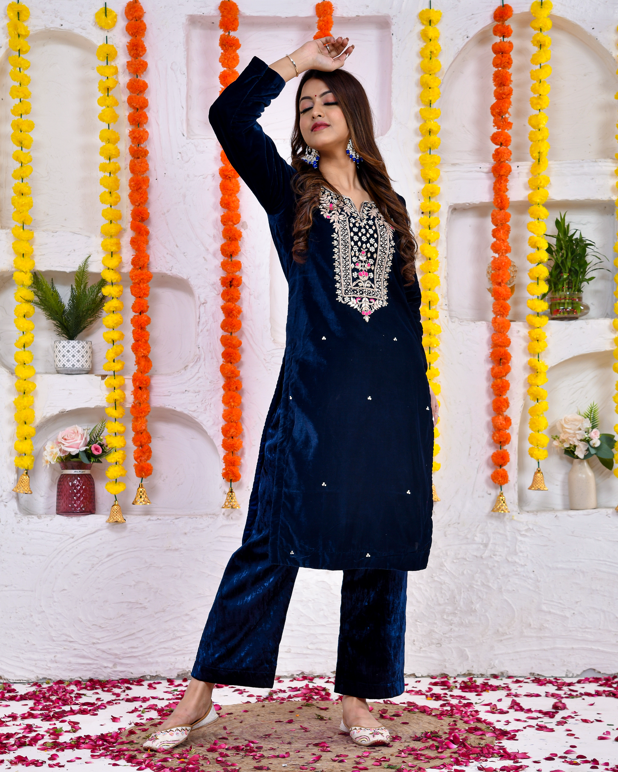 Crystal Blue Velvet Kurta And Palazoo
