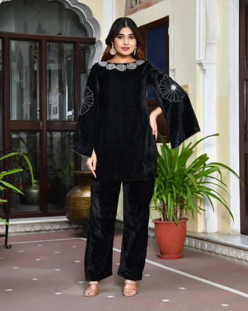 Jannat Velvet Co-ord Set